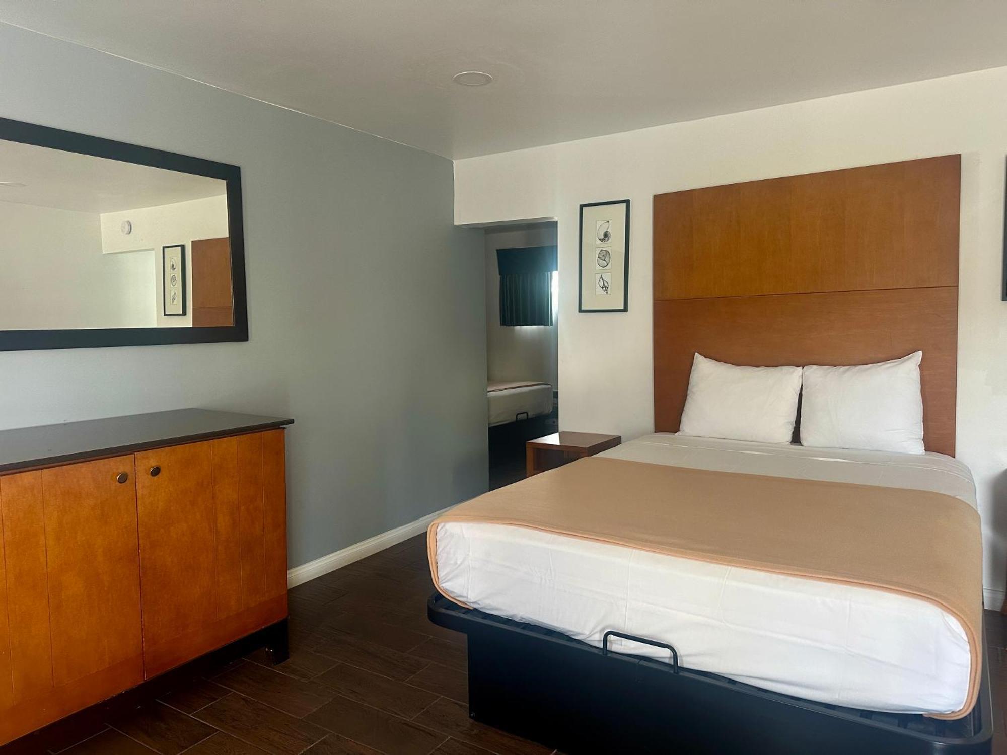 Oceanside Inn & Suites Kültér fotó