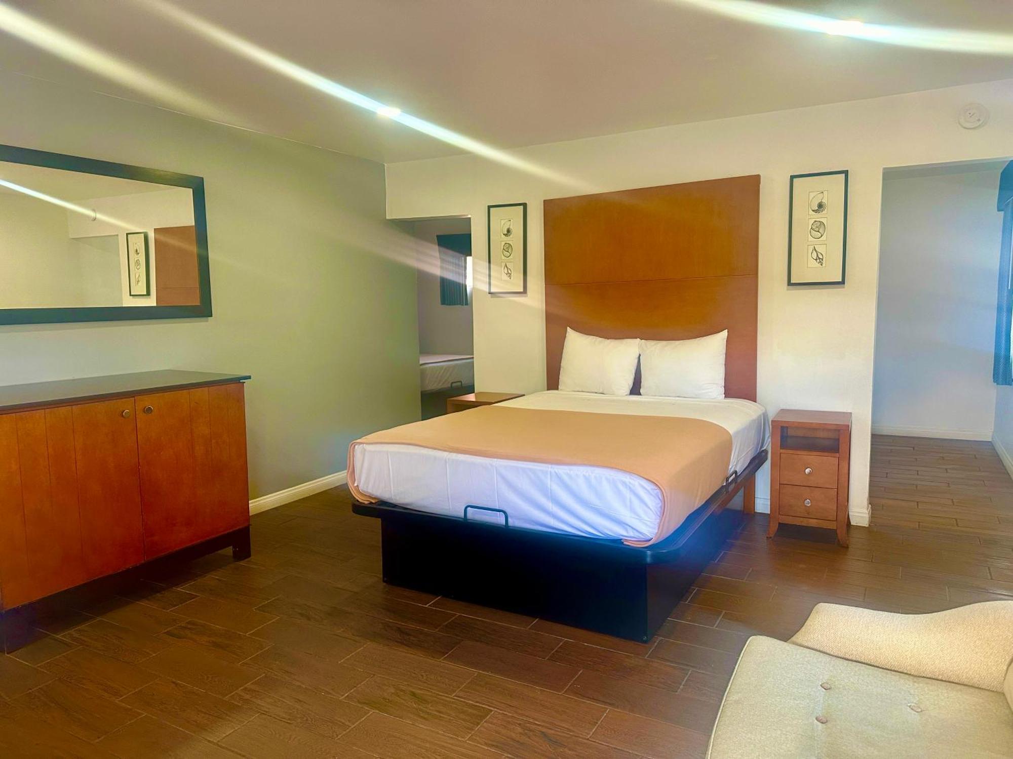 Oceanside Inn & Suites Kültér fotó