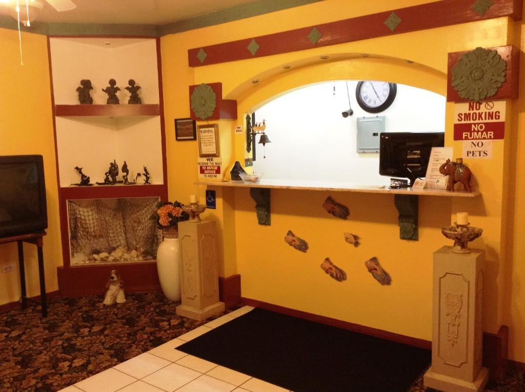 Oceanside Inn & Suites Kültér fotó