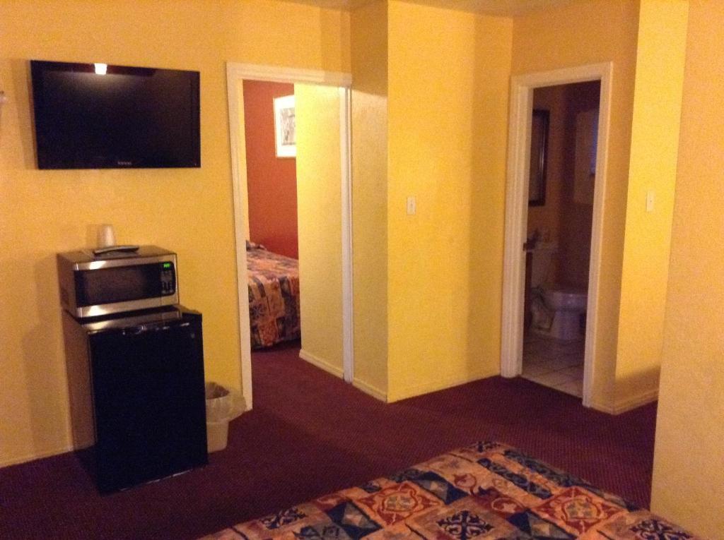 Oceanside Inn & Suites Szoba fotó